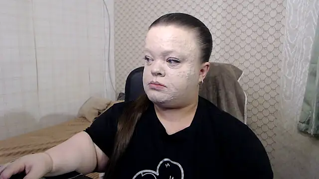 Snapshot of Janiffer_MiMi chatting on 05-07-26, 06:13 Janiffer MiMi online show from 05-07-26, 06:13