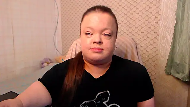 Snapshot of Janiffer_MiMi chatting on 06-10-26, 04:17 Janiffer MiMi online show from 06-10-26, 04:17
