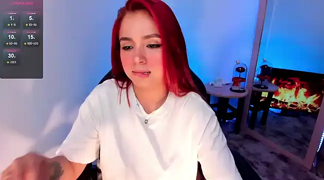 Snapshot of GiaBrooksX chatting on 12-06-24, 05:31 GiaBrooksX online show from 12-06-24, 05:31