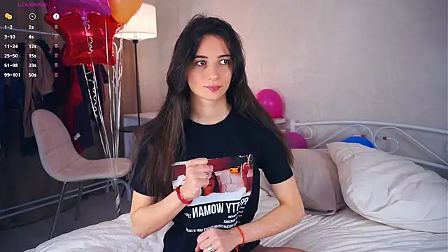 Holla Molly online show from 03-22-25, 05:49