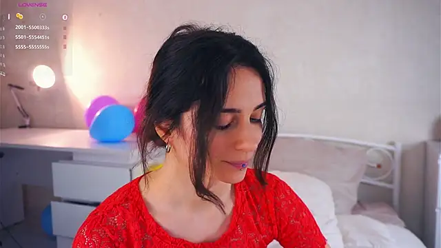 Holla Molly online show from 03-23-25, 08:48