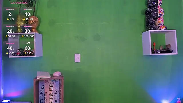 Snapshot of Ricardo_1998 chatting on 11-10-25, 02:43 Ricardo 1998 online show from 11-10-25, 02:43