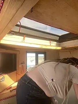 1-800-FUCKYOU online show from 03-01-25, 06:43