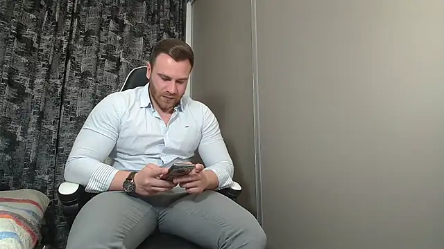 Thori92 online show from 02-10-25, 06:03