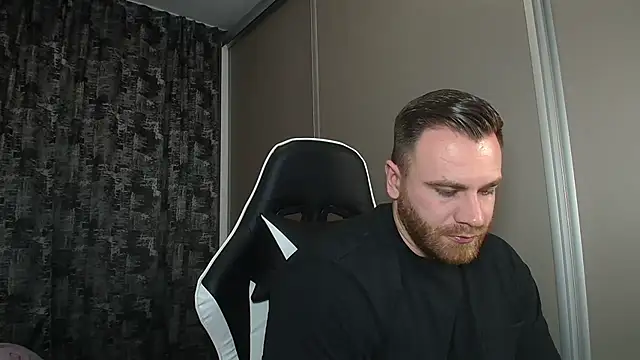 Thori92 online show from 03-04-25, 08:38