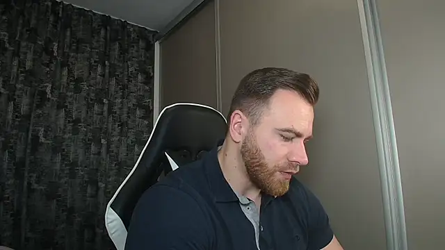 Thori92 online show from 03-08-25, 06:16