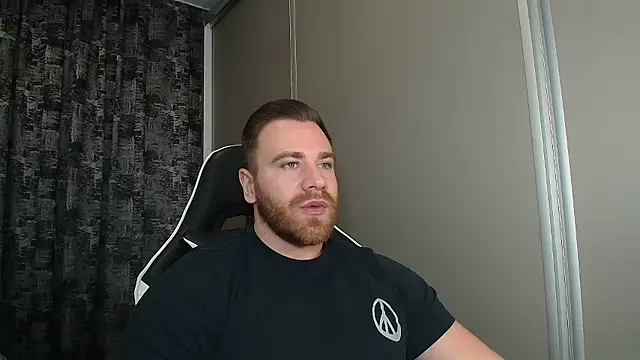 Thori92 online show from 01-11-26, 02:33