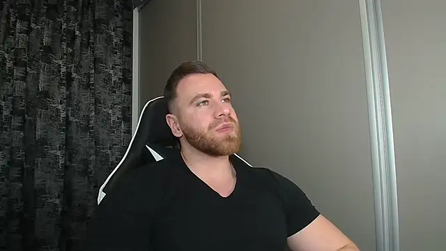 Thori92 online show from 02-01-26, 06:06