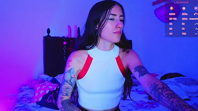 I am kim online show from 03-07-26, 03:25