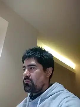 VonDoomdelToro online show from 01-04-25, 05:48