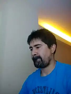 VonDoomdelToro online show from 01-05-25, 12:31