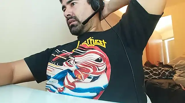 VonDoomdelToro online show from 02-13-25, 06:27