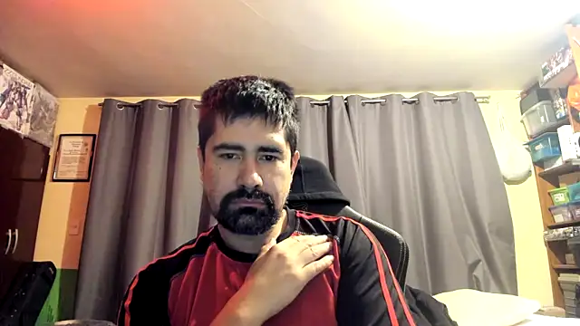 VonDoomdelToro online show from 10-05-25, 08:12