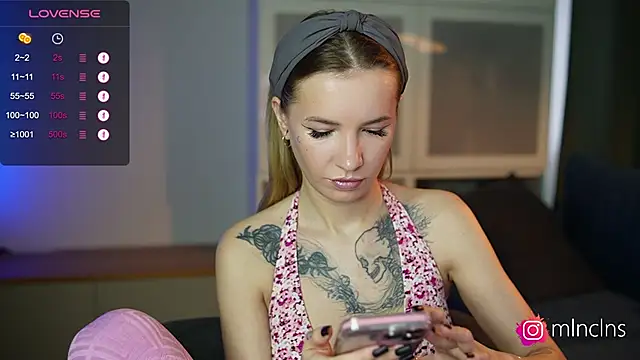 melanielwithu online show from 11-07-25, 11:54