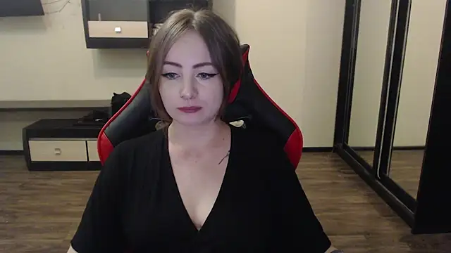 Laralianna online show from 01-05-25, 08:52