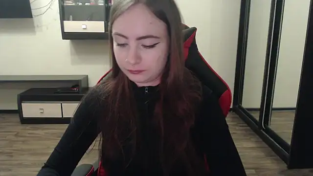 Laralianna online show from 03-01-25, 02:13