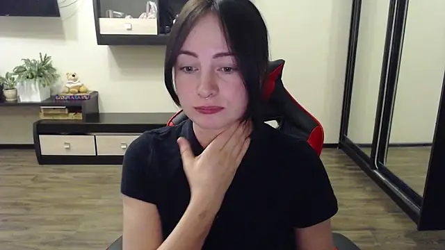 Laralianna online show from 10-08-25, 02:14