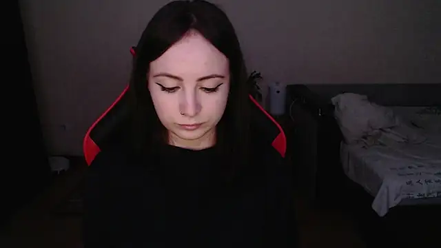 Laralianna online show from 11-10-25, 12:20