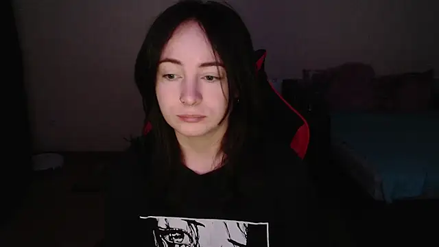 Laralianna online show from 11-20-25, 02:23