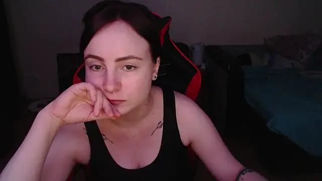 Laralianna online show from 03-08-26, 02:04