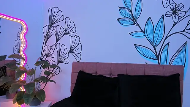 Sweet Ariadna  online show from 03-11-25, 12:06