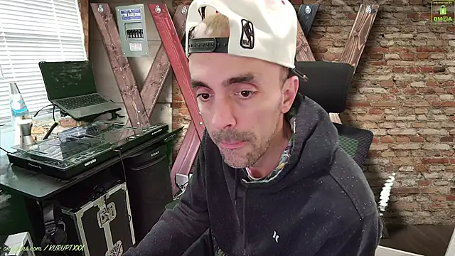 kuruptxxx live online show from 01-18-25, 08:51