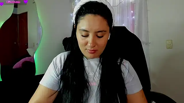 AnushaKumari online show from 12-29-24, 02:00