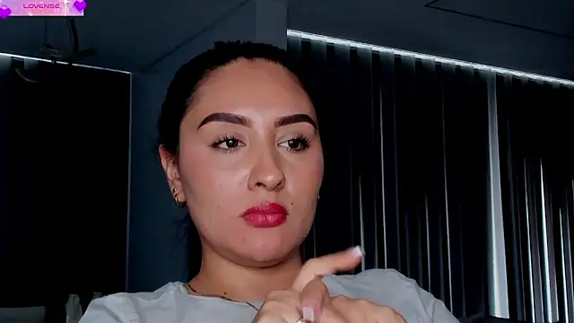 AnushaKumari online show from 10-08-25, 04:04