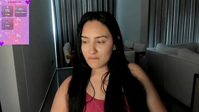 Snapshot of AnushaKumari chatting on 11-13-25, 04:28 AnushaKumari online show from 11-13-25, 04:28