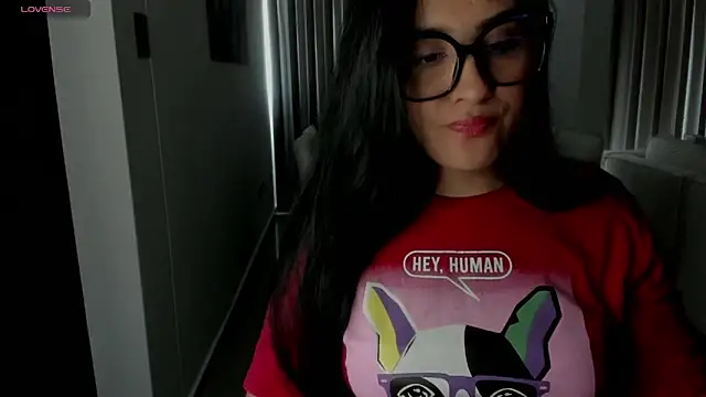 Snapshot of AnushaKumari chatting on 12-16-25, 05:29 AnushaKumari online show from 12-16-25, 05:29