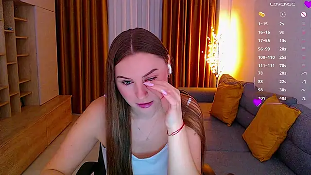  Mia Adams online show from 11-11-25, 08:14