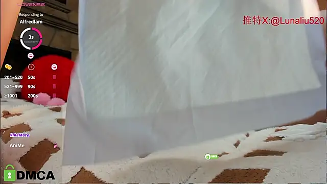 Luna520 online show from 01-20-25, 03:50