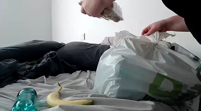 sweeti Em online show from 03-19-25, 04:45