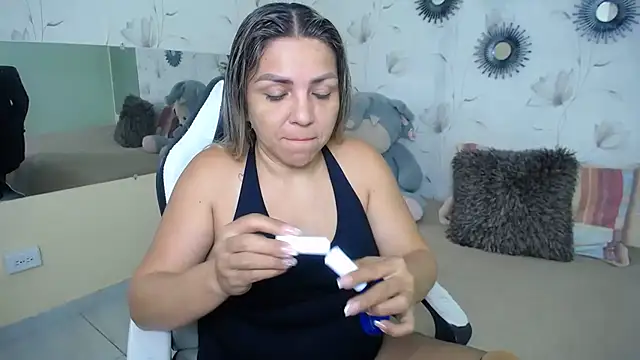 cum bigass online show from 12-18-25, 12:22