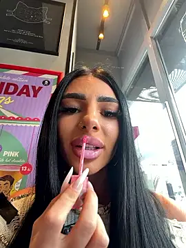 Britney Charm  online show from 01-18-26, 09:57