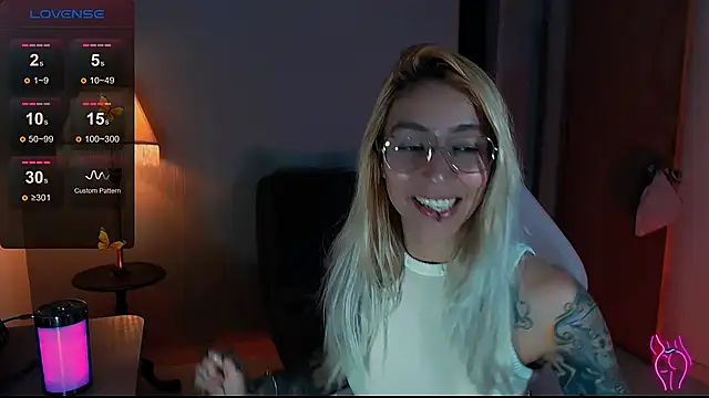 Saucy Jenn online show from 12-08-24, 10:36