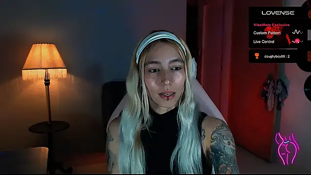 Saucy Jenn online show from 01-11-25, 03:44