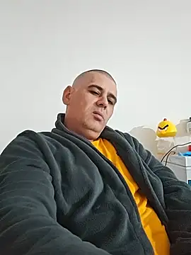 Snapshot of sile2000nou chatting on 05-16-26, 07:23 sile2000nou online show from 05-16-26, 07:23
