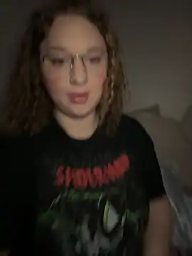 EmmieRae online show from 09-19-25, 04:14