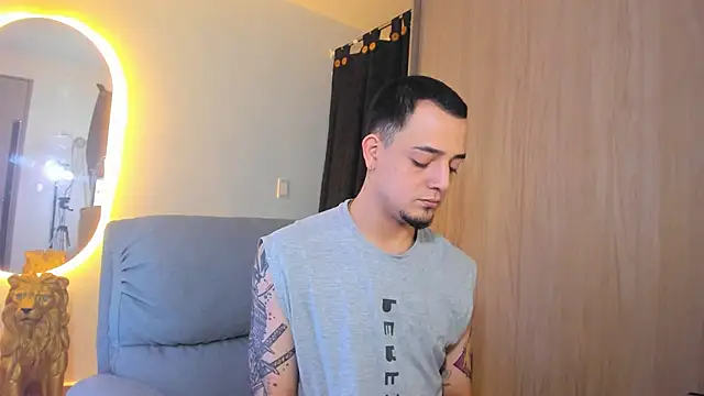 Snapshot of alejandro_calderon1 chatting on 02-07-25, 06:03 alejandro calderon1 online show from 02-07-25, 06:03