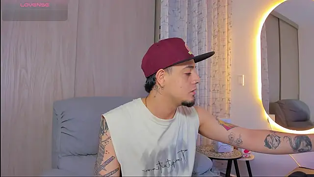 Snapshot of alejandro_calderon1 chatting on 11-20-25, 03:50 alejandro calderon1 online show from 11-20-25, 03:50