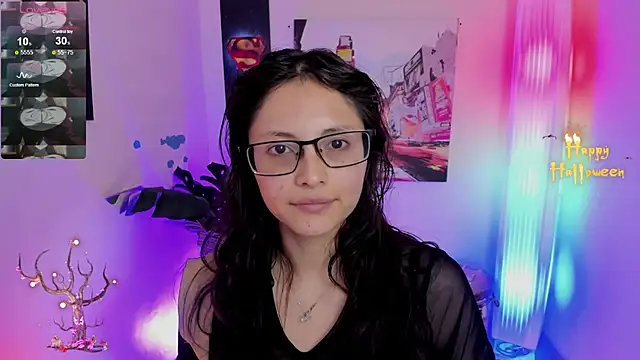 Kyomi chang online show from 11-18-25, 02:43