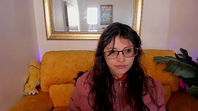 Kyomi chang online show from 04-13-26, 11:59