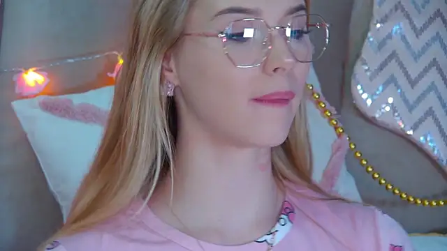 GentleRossi online show from 01-15-25, 01:12