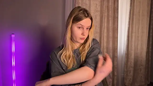 Chanel Gill online show from 01-13-25, 09:52