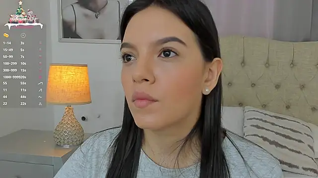 Snapshot of Beautyari_ chatting on 12-13-24, 12:17 Beautyari  online show from 12-13-24, 12:17