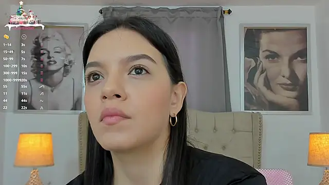 Snapshot of Beautyari_ chatting on 12-31-24, 12:04 Beautyari  online show from 12-31-24, 12:04