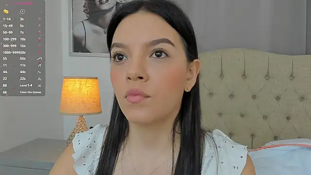 Snapshot of Beautyari_ chatting on 02-04-25, 12:11 Beautyari  online show from 02-04-25, 12:11