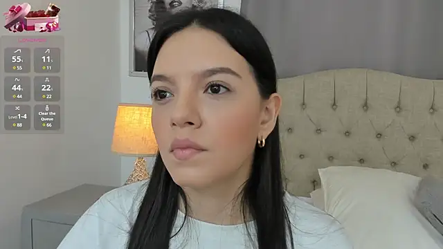 Snapshot of Beautyari_ chatting on 02-27-25, 12:23 Beautyari  online show from 02-27-25, 12:23