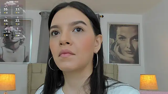 Snapshot of Beautyari_ chatting on 03-21-25, 12:17 Beautyari  online show from 03-21-25, 12:17